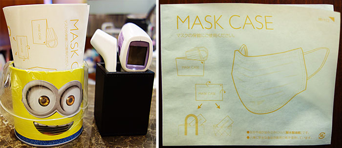 体温計とマスクケースの写真